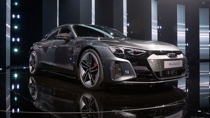 Audi hat den E-Tron GT – hier als RS-Variante – vorgestellt.