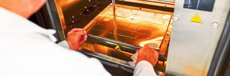 3D-Druck vor Ort: Durch Additive Fertigung lassen sich die Reaktionszeiten in der Herstellung von Implantaten deutlich verkürzen.
