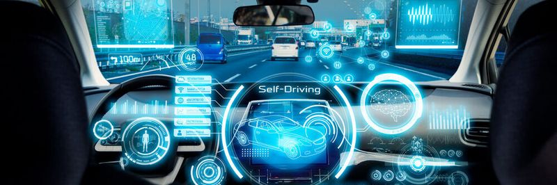Schaltzentrale: Die Entwicklungsplattform BlueBox 3.0 soll das Entwickeln von Fahrzeugfunktionen für teilautonomes Fahren erleichtern.