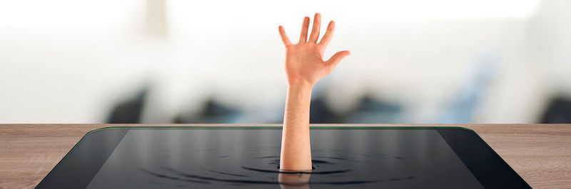 Dauersurfen und Dauerdaddeln kann mitunter krankhafte Züge annehmen und regelrecht süchtig machen.