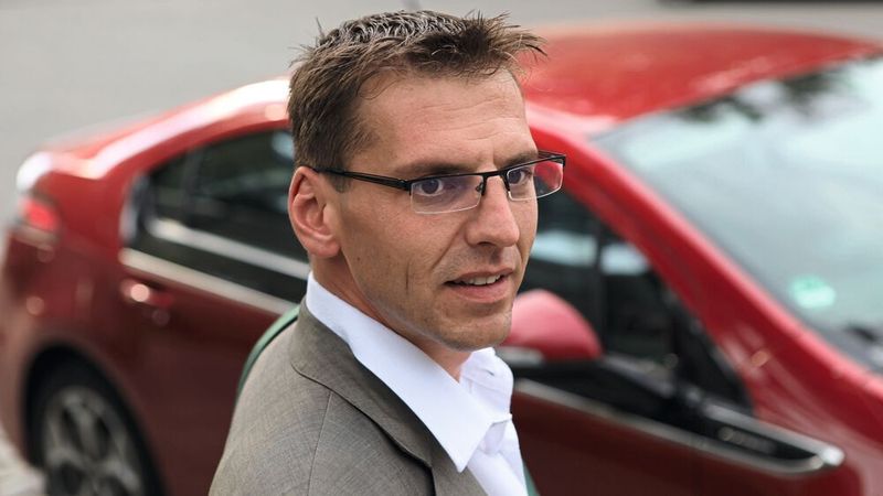 Markus Emmert ist Mitglied im Vorstand des Bundesverbands E-Mobilität e.V.