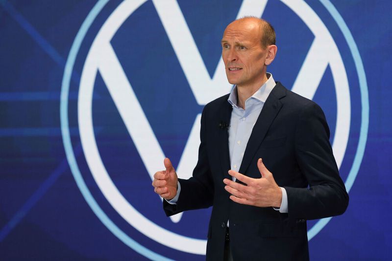 VW-Markenchef Ralf Brandstätter: „Während Wettbewerber noch mitten in der Elektro-Transformation stecken, gehen wir mit großen Schritten in Richtung digitale Transformation.“