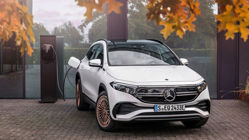 Mercedes bringt sein drittes E-Auto in den Verkauf: den EQA.