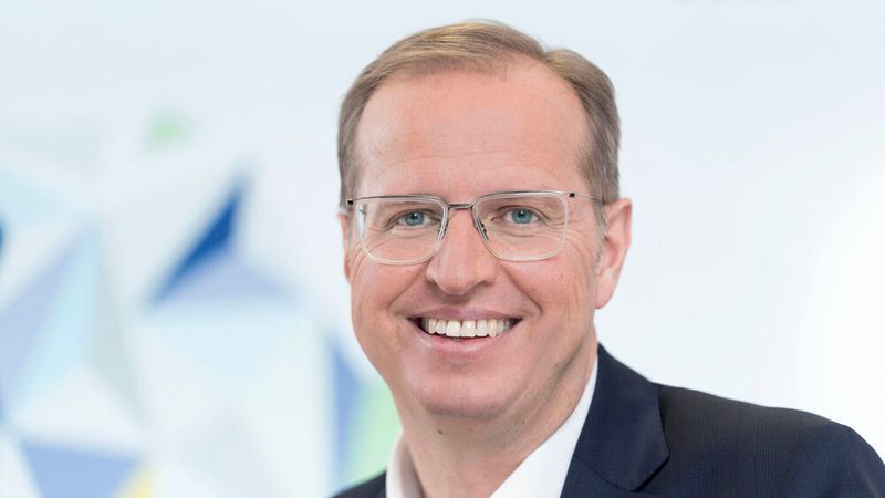 Mahle-CEO Jörg Stratmann war gut 13 Jahre in verschiedenen Positionen beim Zulieferer tätig.