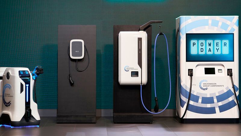 Volkswagen will sein Ladenetz spürbar ausbauen.