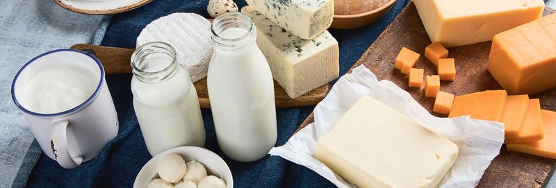 Vor wenigen Jahren hatten Wissenschaftler eine neuartige Form infektiöser Erreger in Milchprodukten und Rinderseren entdeckt. Neuere Untersuchungen weisen darauf hin, dass sie an der Entstehung von Darmkrebs beteiligt zu sein scheinen.