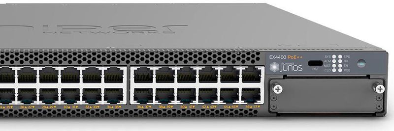 Der EX4400 ist ein cloudfähiger, KI-gesteuerter Secure-Access-Switch für anspruchsvolle Campus-Umgebungen.