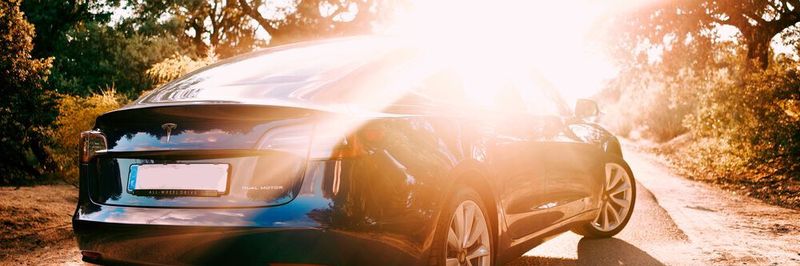 The market for electric vehicles is on the rise - we take a look at the past, describe the present and venture a glimpse into the future.
