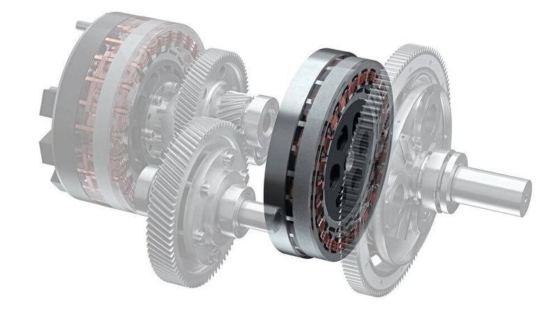Das Antriebskonzept E-Drive mininiert den Bauraum und liefert hohe Leistung. Gelungen ist dies durch interdisziplinäre Zusammenarbeit und Simulation.