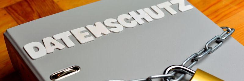 Die EU-Kommission hat Maßnahmen zur Förderung der gemeinsamen Datennutzung und zur Unterstützung europäischer Datenräume vorgeschlagen. Doch was bedeutet das für den Datenschutz?