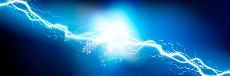 The TSV7722 can be powered from the same supply as low-voltage CMOS components, such as a microcontroller, or from a deeply discharged battery.