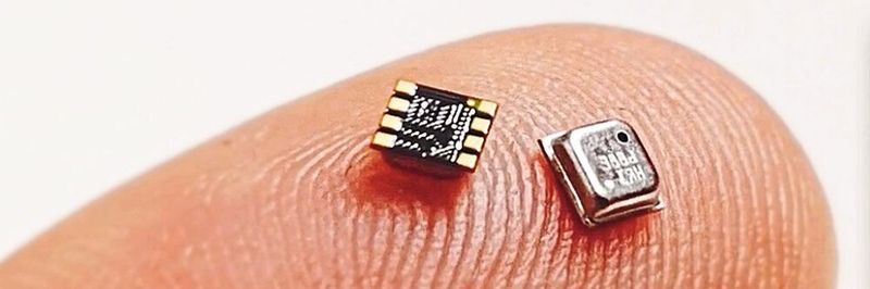 Das Gehäuse des Bosch-Sensors misst gerade einmal 3,0 x 3,0 x 0,9 mm3.
