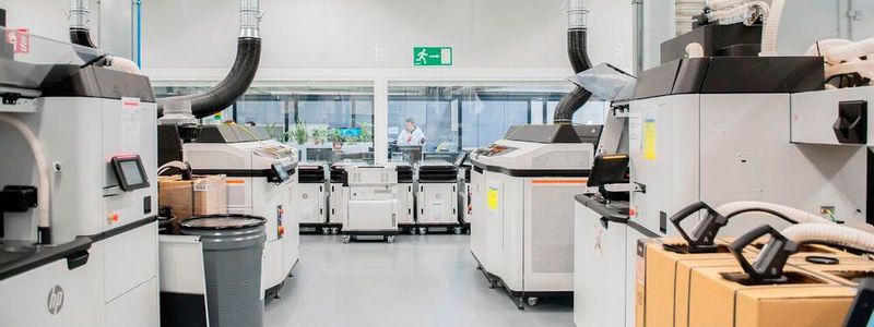Ford nutzt die Abfälle von 3D-Druck-Materialien und ermöglicht durch deren Einsatz im Spritzguss eine Kreislaufwirtschaft.