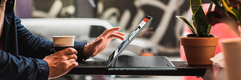 Das Business-Convertible Travelmate Spin P4 von Acer soll nicht nur im Geschäftsleben, sondern auch in der Schule eine gute Figur machen.