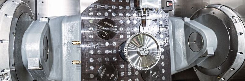 Isar Aerospace hat einen hohen Anspruch an das Bearbeitungszentrum von Hermle: Es muss Qualität liefern, produktiv sein, und zuverlässig durchlaufen können.