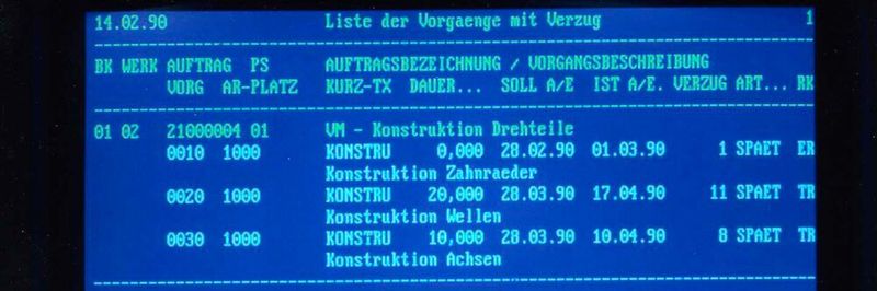 Dieser Screenshot eines SAP-Systems aus dem Jahr 1990 zeigt eine „Liste der Vorgänge mit Verzug“. Dieser Tage könnte dort die S/4HANA-Umstellung aufgelistet sein.