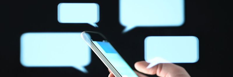 Multimedia-Messaging-Apps werden vermehrt auch für die Business-Kommunikation genutzt, auch wenn sie nicht immer datenschutzkonform sind.