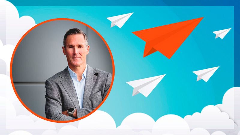 Stephan Ellenrieder arbeitet als Senior Vice President Zentraleuropa und Geschäftsführer PTC Deutschland, einem Anbieter von Technologielösungen für die digitale Transformation.