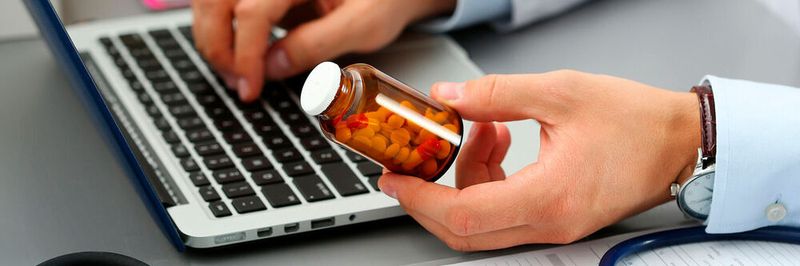 Um die Sicherheit der Anwendung von Medizinprodukten zu überwachen, soll die Nachmarktbeobachtung künftig mithilfe Künstlicher Intelligenz automatisiert werden.