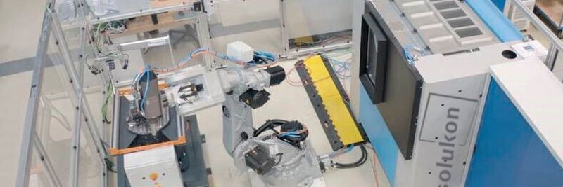 Vorbereitet auf den Einsatz in einer vernetzten Fabrik: Das Solukon-System in einer modularen Roboterzelle beim Fraunhofer IWU.