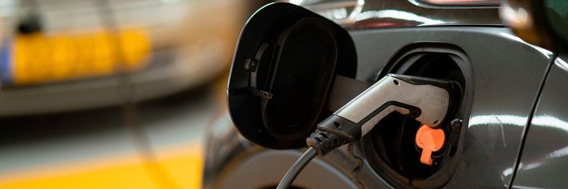 Massless structural batteries have a great value in electric vehicles.