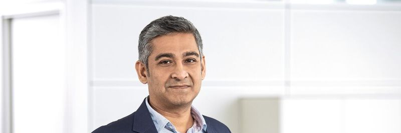 „Bestehende Anlagen betrachten wir als einen riesigen Datenschatz. Diese Anlagen nicht mit digitalen Lösungen nachzurüsten, wäre eine vertane Chance“, sagt Rohitashwa Pant, Chief Digital & Information Officer bei Schuler.