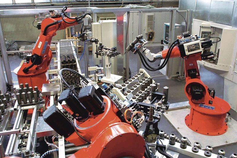 In automatisierten Prozessen nehmen elektromagnetische Störungen zu. EMV-Kabelverschraubungen und EMV-Wellrohre sind daher unumgänglich.