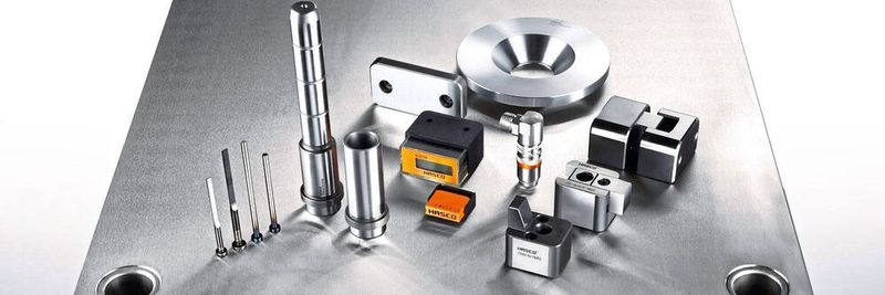 An example of a standardised mould with accessories.