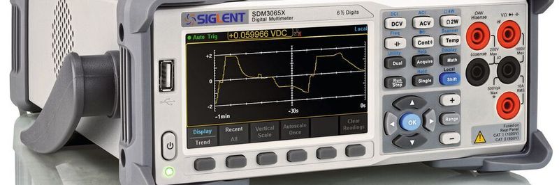 Multimeter: Zusammen mit einer Schaltmatrix spielt das Multimeter seine Vorteile in der Messtechnik aus.