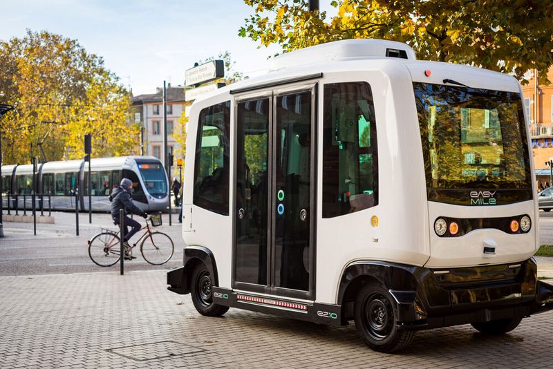 Drei EVA-Shuttles sind seit Mitte April in Karlsruhe unterwegs.