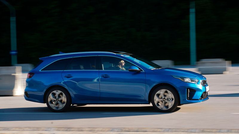 Keine staatliche Förderung für Plug-in-Hybride mehr: Somit fiele auch der Kia Ceed durchs Vergünstigungsraster.