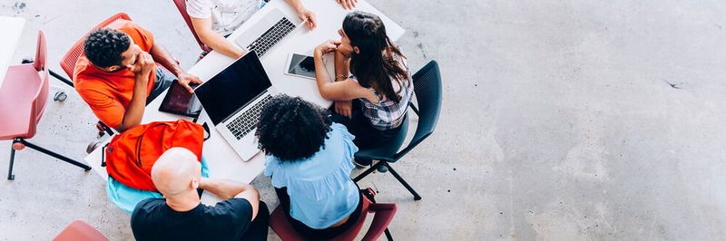 Durch den Einsatz eines Tools arbeiten die verschiedene Vertriebsteams der Bühler Group nun Hand in Hand – das macht auch die Arbeit für das Marketing leichter.