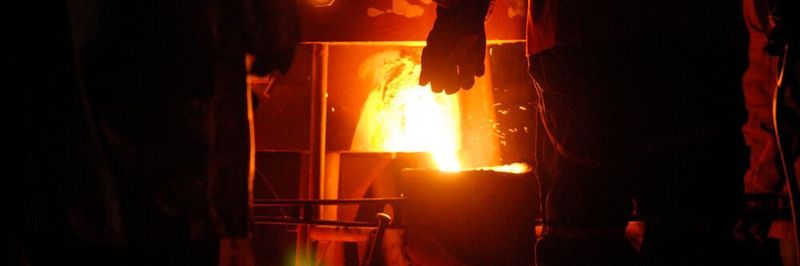 Gezielt steuerbare thermische Prozesse in der Metallurgie bilden die „Blaupause“ für den adiabatischen Quantenrechner
