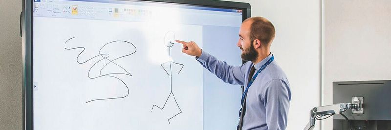 Das interaktive 86-Zoll-Display Impact Plus von Clevertouch kann auch gemietet werden. Es wurde speziell für den Einsatz im digitalen Klassenzimmer entwickelt.