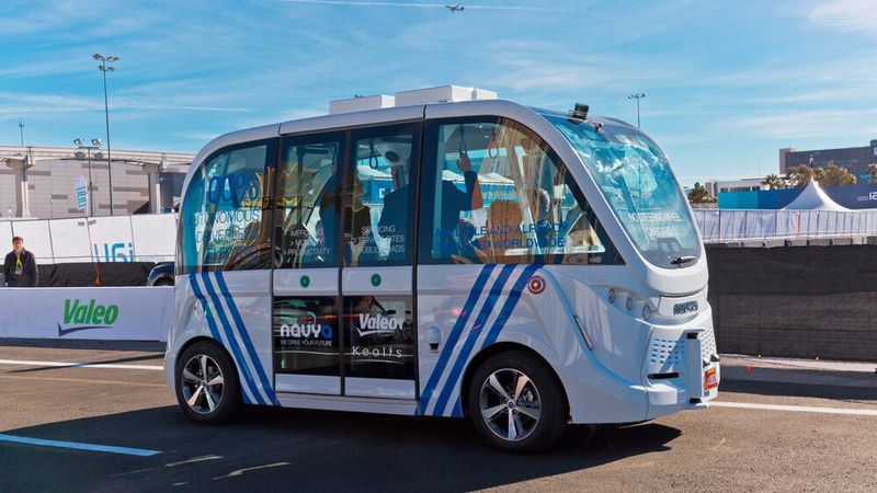 Valeo und Navya intensivieren ihre Zusammenarbeit im Bereich autonome Shuttles.