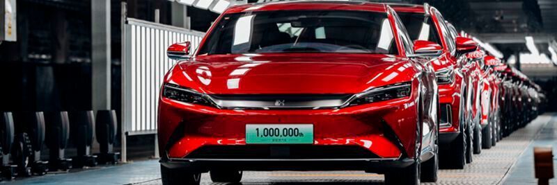 La millionième voiture, la Han EV, est sortie de la chaîne de production.