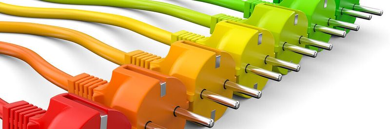 Für Haushaltsgeräte gibt es weitestgehend akzeptierte Effizienzklassen, für Datacenter-Equipment oder Clouds nicht. Doch wer weiß schon, dass nicht nur heutige GPUs und CPUs eine hohe Dichte erlauben und gekühlt werden müssen, sondern auch Flash-Speicher?