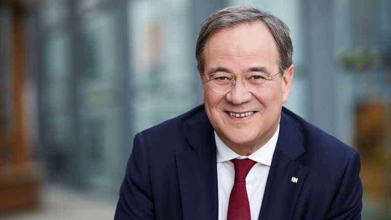 Ein Tempolimit ist für Armin Laschet der falsche Weg.