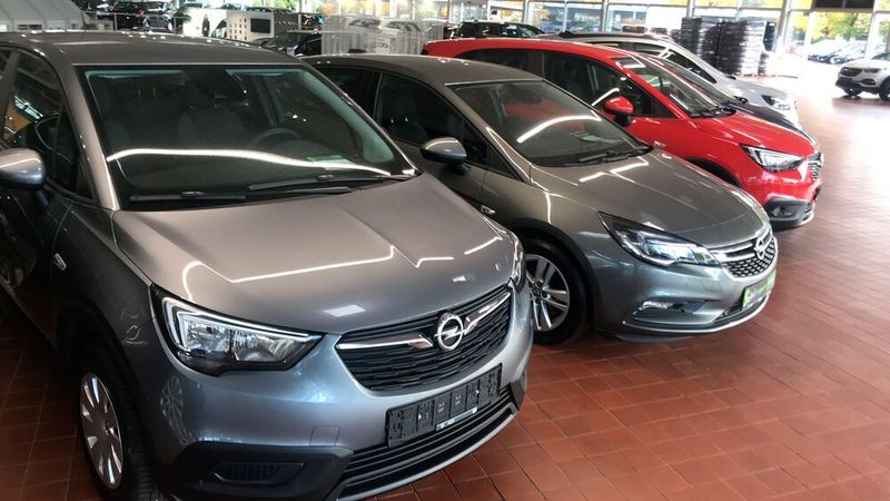 2027 soll sich das Thema Lagerwagenbestand für die deutschen Opel-Händler erledigt haben.