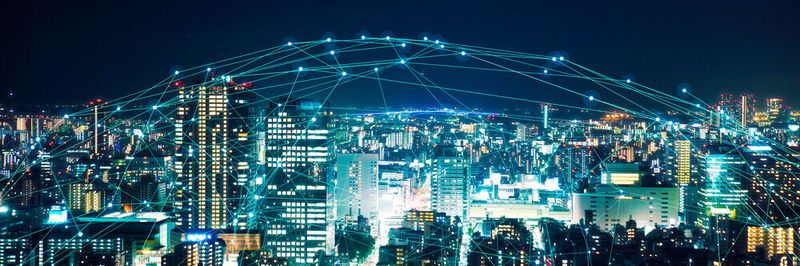 Knotenpunkte: Beim TinyML-Ansatz übernehmen die Mikrocontroller in den Sensoren umfangreiche Inferenzierungsaufgaben, so dass die Kommunikation mit der Cloud auf ein Minimum reduziert wird.