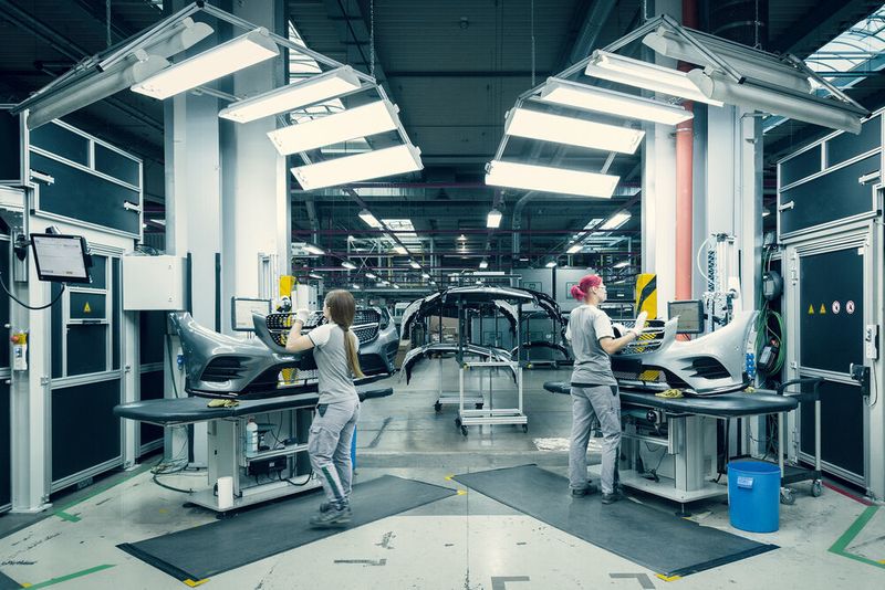 Rehau Automotive: Der Zulieferer erhofft sich einen Schub bei Kunststoffsystemen durch Elektromobilität und autonomes Fahren.