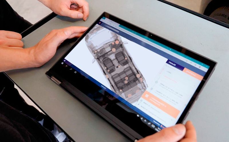 Spread ist in der Autobranche angekommen: Mit seiner Software befähigt das Start-up produzierende Unternehmen dazu, komplexe physische Produkte einfacher zu entwickeln und herzustellen.