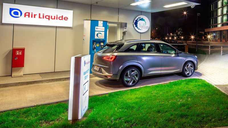 Für Brennstoffzellenfahrzeuge gibt es aktuell noch kaum grünen Wasserstoff.