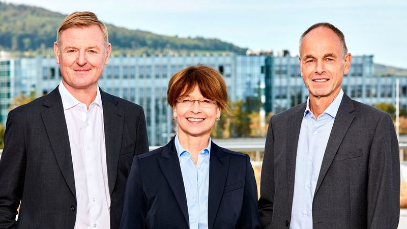 Das Vorstandsteam von Car-Garantie (von links): Dr. Marcus Söldner, Vorstandsvorsitzender, Anna Biesenthal, Vorstand Operations und IT, und Wolfgang Bach, Vorstand Finanzen und allgemeine Verwaltung.