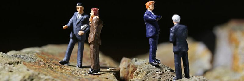Die Kluft zwischen Netzwerk- und Security-Teams muss überwunden werden, wenn die Digitale Transformation Erfolg haben soll, sagt Mike Anderson von Netskope.