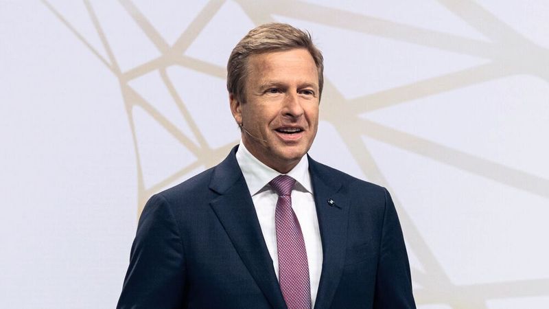 BMW-Chef Oliver Zipse erwartet ein herausforderndes zweites Halbjahr.