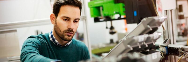 Der herrschende Materialmangel kneift zwar bei den diversen Industriezweigen unterschiedlich schmerzhaft, sagt der VDMA, aber leiden tun doch alle – und das offensichtlich immer stärker.