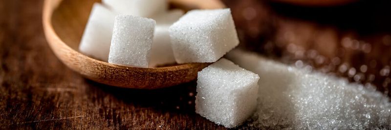 In einem unterfränkischen Zuckerwerk musste eine mehrspurige Förderanlage einem Safety-Check unterzogen werden.