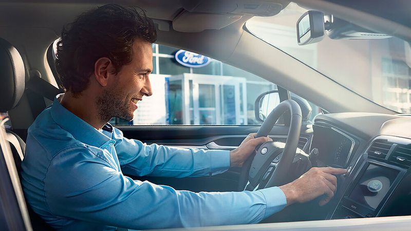 Ford lockt die Servicekunden mit günstiger Ersatzmobilität.