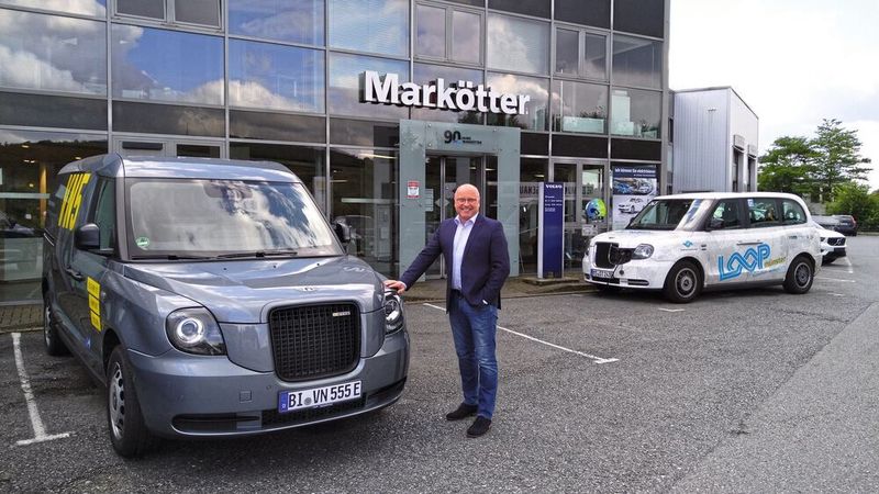 Ralf Markötter, Geschäftsführer des Autohauses Markötter, hat mit LEVC einen Fuß in die kommunale Mobilität gesetzt.